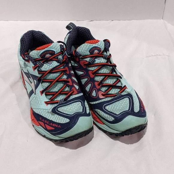 brooks cascadia 9 trail running shoes womens
